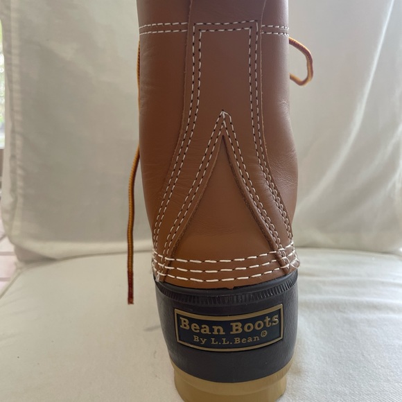 L.L.Bean Bean Boots women’s 7 - Like New Condition - Picture 9 of 14